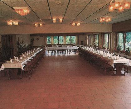 Saal und Kegelbahn – Zentrum der Geselligkeit